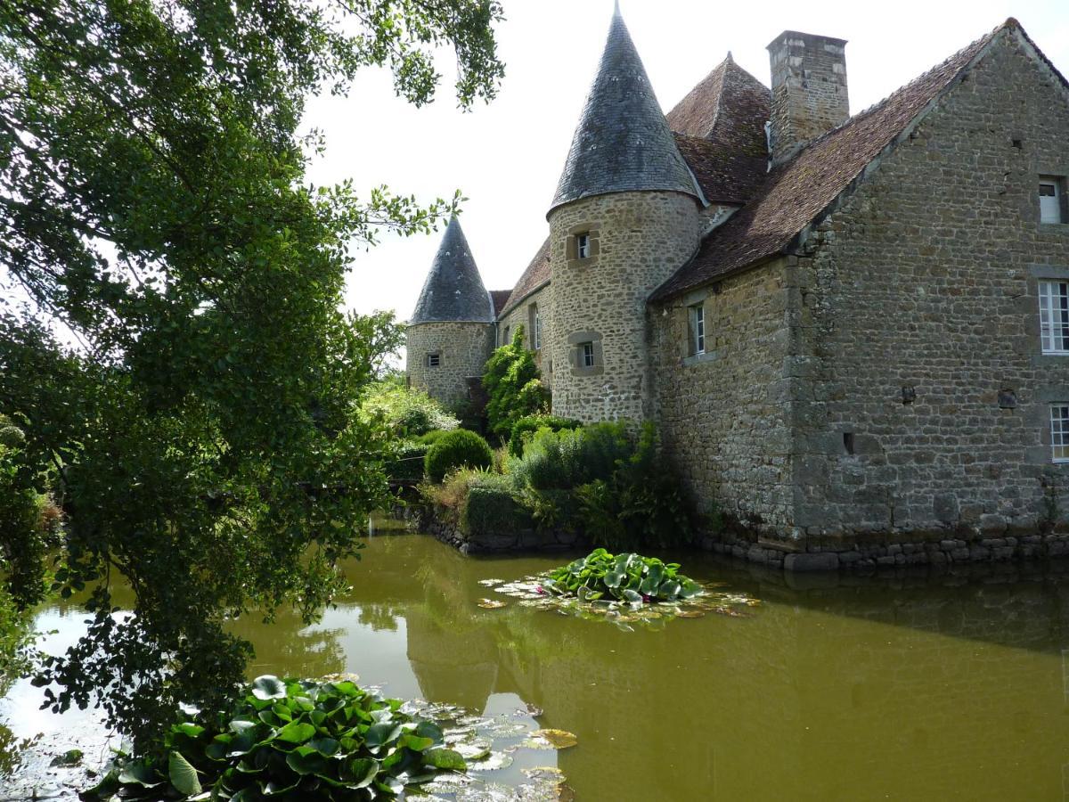 Domaine De L'Etre Saint-Pierre-du-Regard Exterior foto